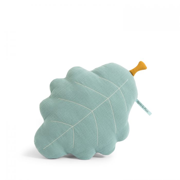 apres la pluie - oak leaf cushion - childrens decor