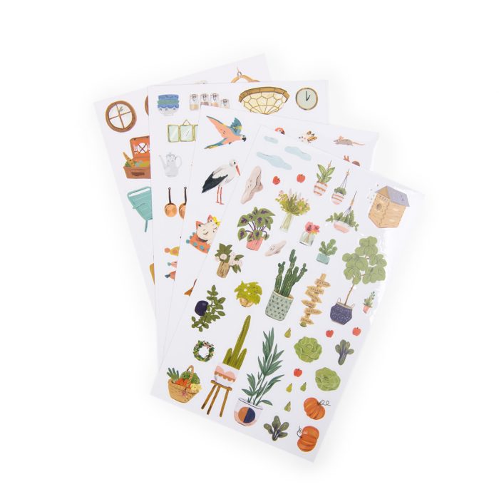 Les Parisiennes colouring & sticker book - Image 4