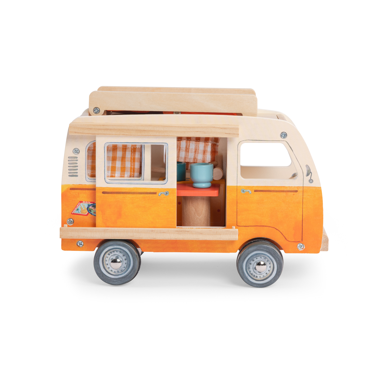 La Grande Famille wooden van