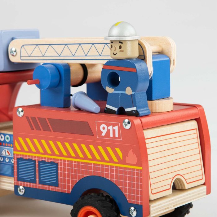 Avenue du Moulin fire engine - Image 6