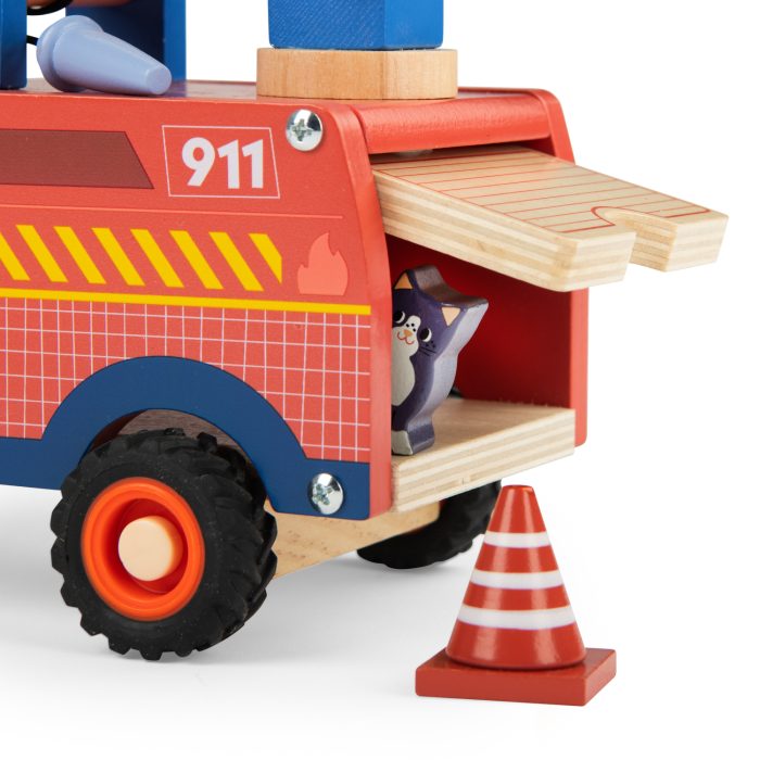 Avenue du Moulin fire engine - Image 7